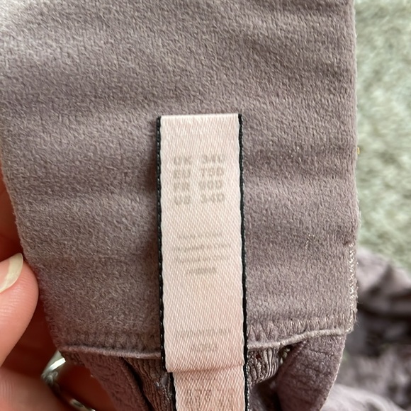 Momanda Nursing Bras - Picture 4 of 4